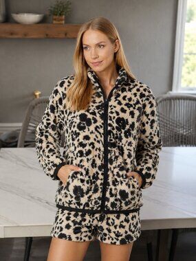 LEOPARD COZY PLUSH JACKET